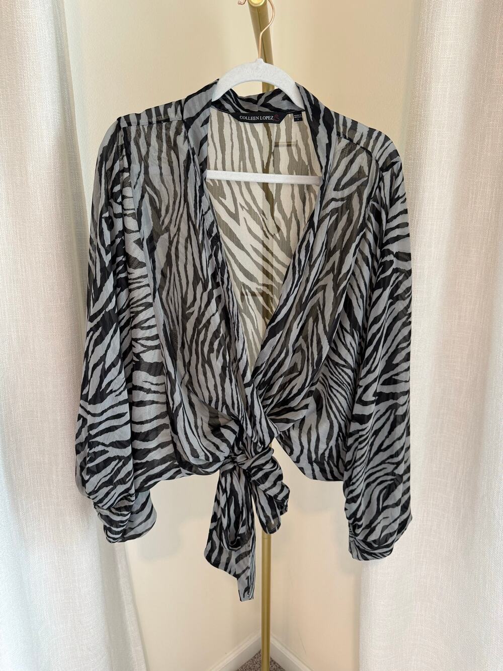 Colleen Lopez Blouse Top Women's L Black White Zebra Print Long Sleeve Tie Front